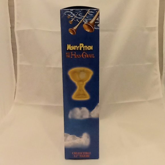 Monty Python & The Holy Grail 12" Action Figure - Michael Palin as Sir Galahad - Picture 5 of 14